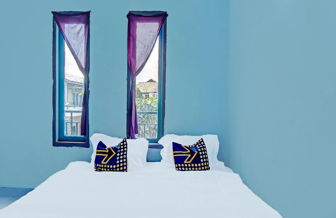 Spot On 91918 Najla Guest House Syariah-1